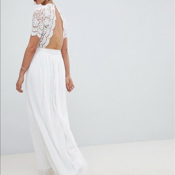 White backless formal dress - Picture 3 of 6